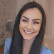 Laura Whiteside (@laura_loo1986)