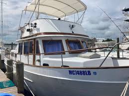 Wonderful 38 foot 1980 Marine Trader for sale in Pensacola Florida. Boat  has been well maintained as we have been using it as a vacation rental when  not using it for our