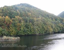 În weekend, temperatura urcă din nou în termometre, făcând loc zilelor cu ceva mai mult soare. Ce Excursie De O Zi PoÅ£i SÄ Faci In JudeÅ£ul Cluj Calatoresc Ro