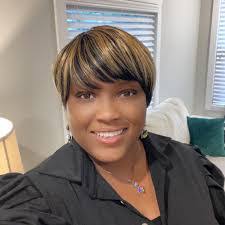 Lisa Marrujo's Instagram, Twitter & Facebook