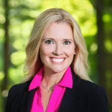 Crawford Lecturer Shelli Yoder inspires with her experience from pageants  to politics