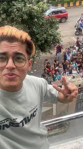 Jonathan Bro's Instagram, Twitter & Facebook