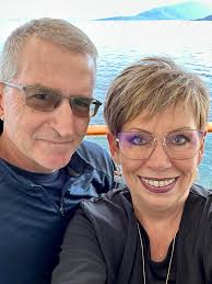 Hi! I'm new to this group. I recently joined because just retired and  expanding WARM travel adventures.👙🌴👙🌴👙🌴👙😎