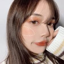 Hey guys so today we are going to tackle how to properly use blush bronzer and a highlighter. How To Apply Blusher According To The Occasion Your Face Shape Girlstyle Singapore