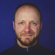 Hi LinkedIn friends 👋🏻