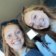 Kara Sexton's Instagram, Twitter & Facebook