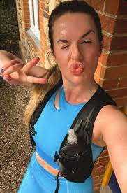 Best clothing, snacks, accessories for half marathon