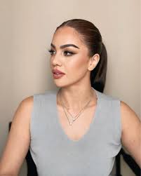 Mother's day and sisterhood day with my makeup artist 🫶🏼 HMUA:  @banenayyyyy