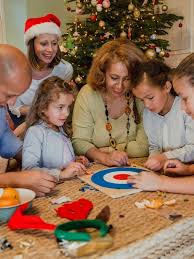 ¡diferencias en cuanto a requisitos, familiares que puedes reagrupar, medios económicos y todo lo que necesitas para saber cómo traer a tu familia! Juegos Para Una Navidad En Familia