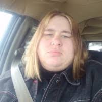 Kelly Winland's Instagram, Twitter & Facebook