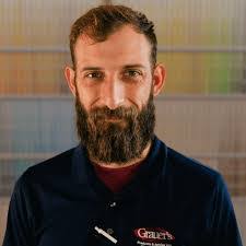 Caleb Stauffer's Instagram, Twitter & Facebook