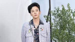 We did not find results for: G Dragon Wore A Woman Jacket At Chanel Spring Summer 2020