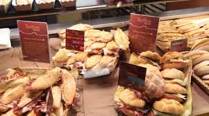 Camogli supplies the perfect mix of tranquility and entertainment in the exciting city of camogli. Il Panino Trebbia Accanto Al Camogli I Prodotti Piacentini Sbarcano In Autogrill Piacenzasera It