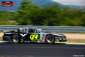 Nascar races generally last anywhere from 1.5 to 4 hours, depending on the length of the race, number of laps and track conditions. Elite 1 Qualifying Recap Nicolo Rocca Leads The Grid For The First Time Since 2015 World Of Euronascar