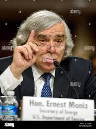 Ernest hill hi-res stock photography and images