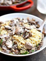Creamy Garlic Mushrooms With Deliciously Browned Cremini Mushrooms And Garlicky Cream Sauce Recipe Stuffed Mushrooms Creamy Garlic Mushrooms Mushroom Recipes Pasta