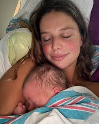 Raylee Faith Hatfield ☀️🌈💗 was born