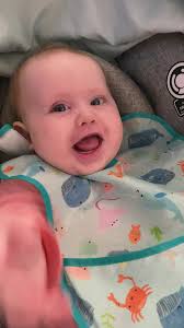 I happily give her majority of my attention ❤️❤️ #6months