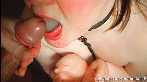 Amateur Cum Addicted Teens Deepthroat Fuck Rimming Threesome feat.  ThroatBaby