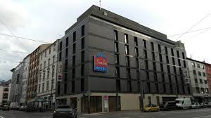 The staff doesn't speak great english but they are nice and. Star Inn Hotel Frankfurt Centrum By Comfort Youtube
