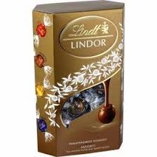Chocolat Assortiment Lindor Lindt La Boite De 337 G A Prix Carrefour Truffes Au Chocolat Chocolat Truffe