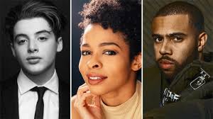 Black Monday' Adds Thomas Barbusca & Adrienne Wells As Recurring; Vic Mensa  To Recur On 'The Chi'