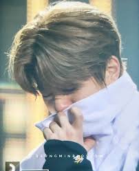 오늘의 생활영어 ☆ 현관문 좀 열어 주세요. Skz Stray Kids Seungmin A ì•„ë¦¬ Stray Kids Seungmin Photoshoot Kids