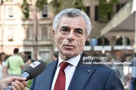 416 Italy Mario Mauro Stock Photos, High-Res Pictures, and Images