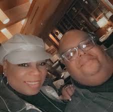 Robyn McCollum (@radiorobyn) · Instagram 照片和视频