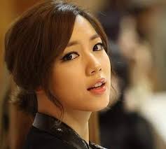 Happy birthday to the ever-gorgeous Tiffany Young! 💖 Wishing you more  music and milestones ahead. ✨ #PEPBirthdays