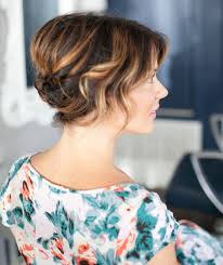 There is nothing hard about making a beehive on top and tying the front strands in the back. 60 Gorgeous Updos For Short Hair That Look Totally Stunning