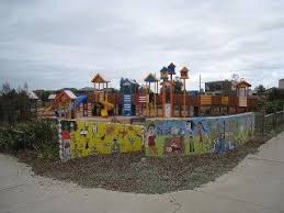Tenterfield Park Tenterfield Drive Burnside Heights North West Melbourne Playgrounds Melbourne Playground Geelong