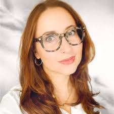 Emily Quist's Instagram, Twitter & Facebook