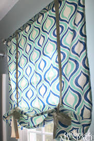 How to make functional roman shades out of a flat bedsheet. Top 10 Diy Roman Shades