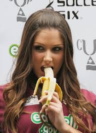 michelle, Lucy Pinder, pinder, huge, art, marsh, 2K, x, women, people, hot,  hd, lucy, girls Phone HD Wallpaper