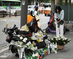 앵커코로나19로 배달이 늘어나면서 도심에서는 밤늦게까지 오토바이 소음에 시달리게 되는데요,경찰과 현장 단속을 나가 보니 오토바이 소음이 줄지 않는 이유가 있었습니다.강소라 기자가 보도합니다. Mb4oyt6dqwnhnm