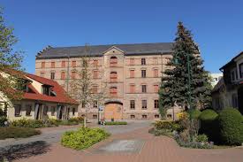 Es ist kostenlos, unverbindlich und dauert nur 2 minuten. Schwedt Sehenswurdigkeiten Der Stadt An Der Oder Papageien Taucher