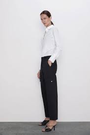 Das weit gefächerte sortiment beinhaltet mode, schuhe und unterwäsche für damen, herren und kinder. Zara Damenmode Online Kaufen Fashiola De