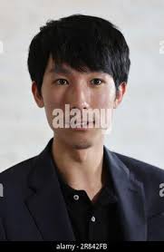 Eric Lu , an American pianist ,speaks during an interview by the Yomiuri  Shimbun in Tokyo