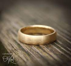 Gold Wedding Band Ring For Men Brushed Gold 10k Gold By Ohkuol Mens Wedding Rings Gold Titanium Wedding Rings Silver Wedding Bands