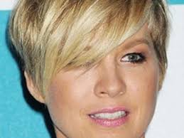Belle coupe carr court plongeant coupe carre court plongeant coupe. 46 La Tendance De L Ete 2018 Le Blog De Montdor Coiffure