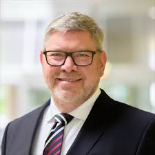 Geschäftsführung, Direktorium und Aufsichtsrat