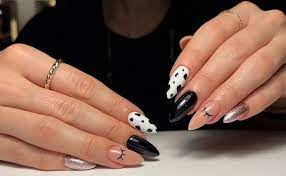 Black Nails Ideas 2023: How To Do Your Manicure In The Spring?