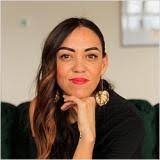 Dana Kahn's Instagram, Twitter & Facebook