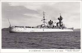 Epingle Par Lolau Buss Sur Marine De Guerre En 2020 Marine De Guerre Bateaux Alger