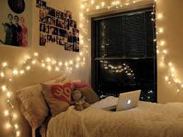 22 Famous Bedroom Light Decoration Ideas