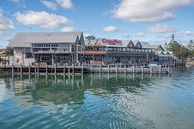 Cicerellos Mandurah In 2020 Mandurah Alfresco Mansions