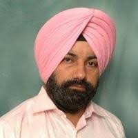 Davinder Brar's Instagram, Twitter & Facebook