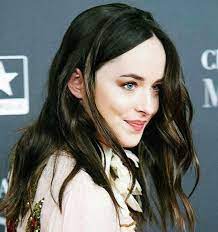 Rocking Every Hair Colour Every Style Looks Atriz Modelos