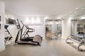 Fitnessstudios boomen heutzutage, auch der trend zu einem gesunden und fitten lifestyle nimmt immer mehr zu. Fitnessstudio In Einigen Qm Fitness Zu Hause Blog Casaomnia